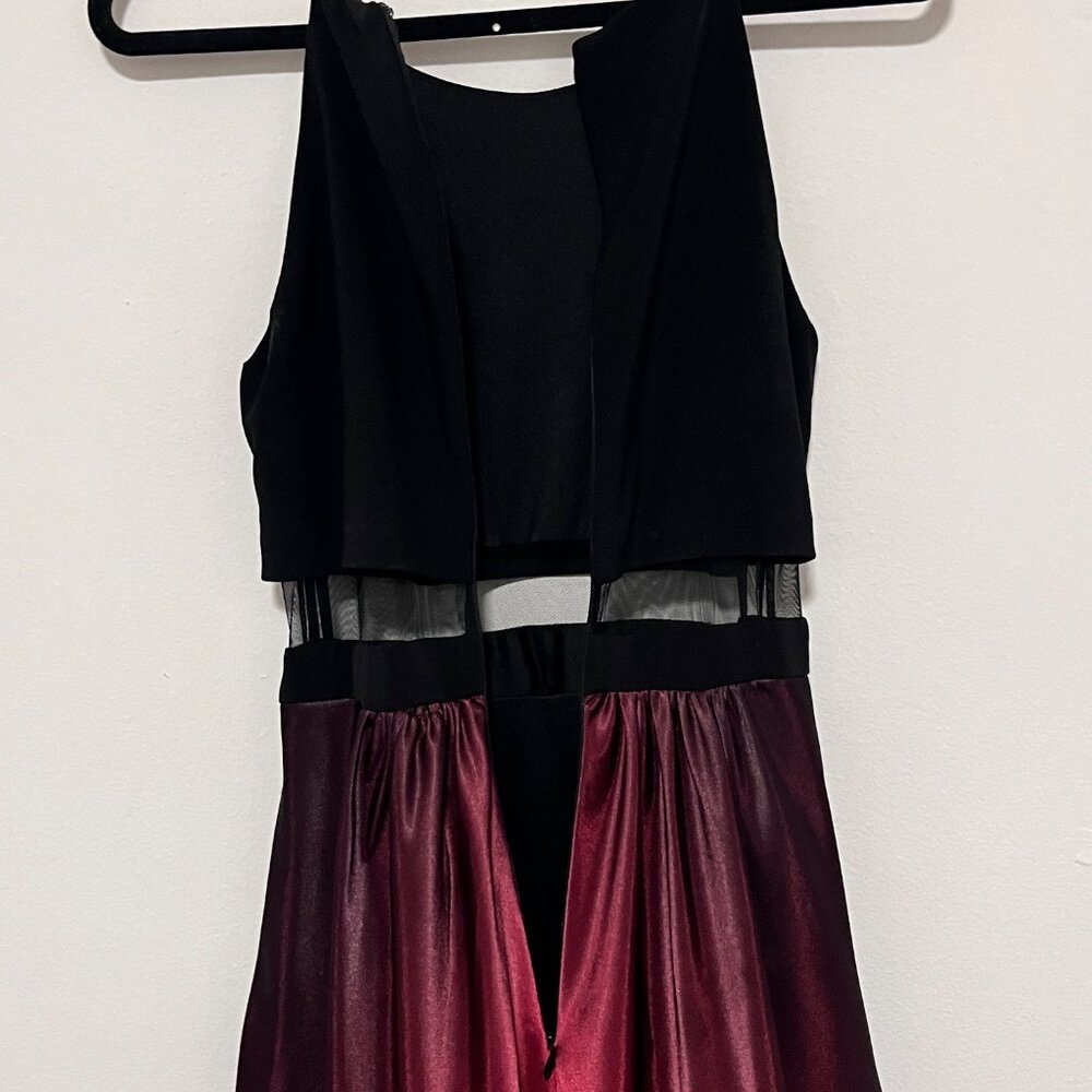 Two-Tone Black & Red Sleeveless Maxi Gown With Sheer Mesh Waist Detail And Gradi - Picture 14 of 15